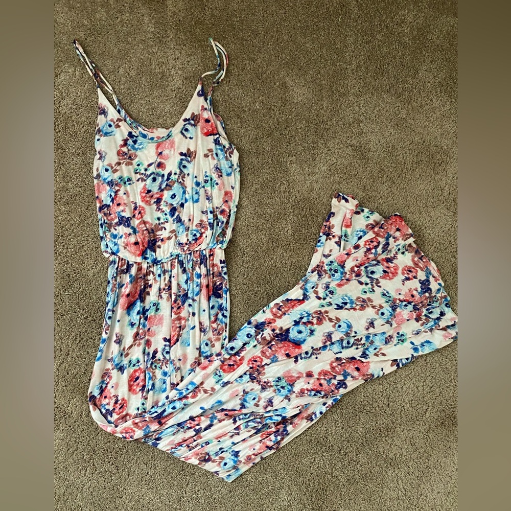 Floral print LUSH maxi dress!